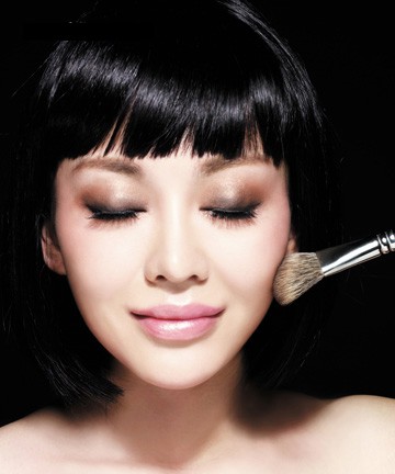 化妆造型师的就业前景怎么样?