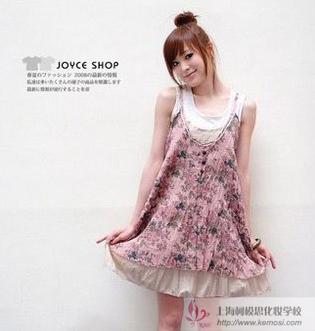 单眼皮女生怎么化妆?教你如何画大眼妆,时尚大变身