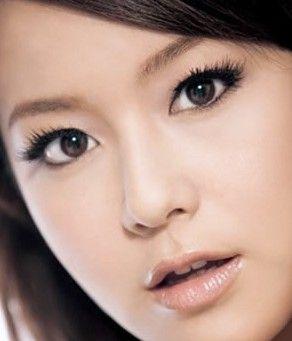 内双眼皮怎么化妆?一起来学一下内双眼内的眼妆技巧吧,让眼睛更大