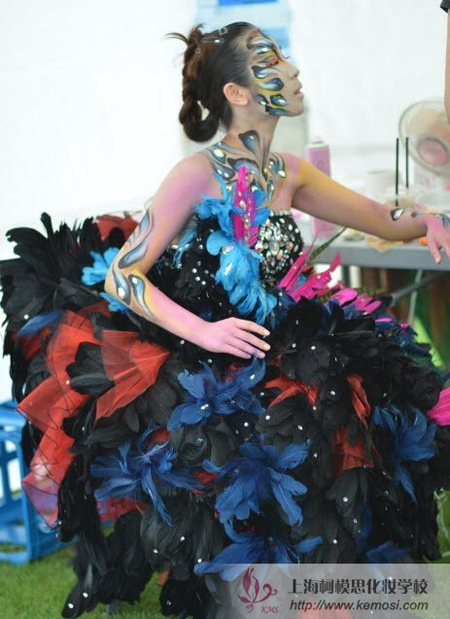 2011国际人体彩绘节最新梦幻妆作品