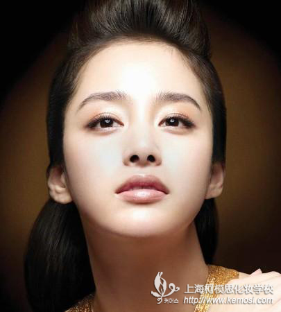 怎么画裸妆?柯模思教你如何画好完美韩系裸妆